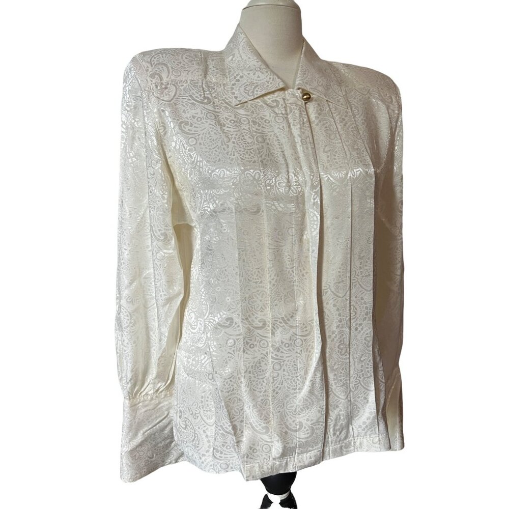 Liz Claiborne Vintage Pleated Front Collared Silky Blouse Sz 8 (Medium) Off Whit